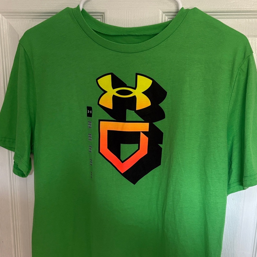Under Armour Green Short Sleeve Tee - Picture 2 of 4